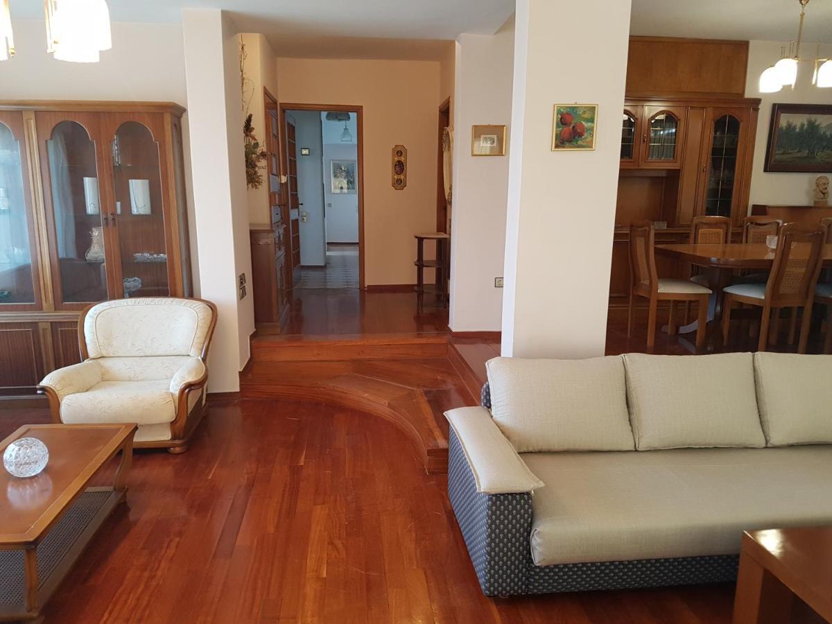 Luxury Athenian Riviera Apartment 135 Sqm At Voula Buitenkant foto